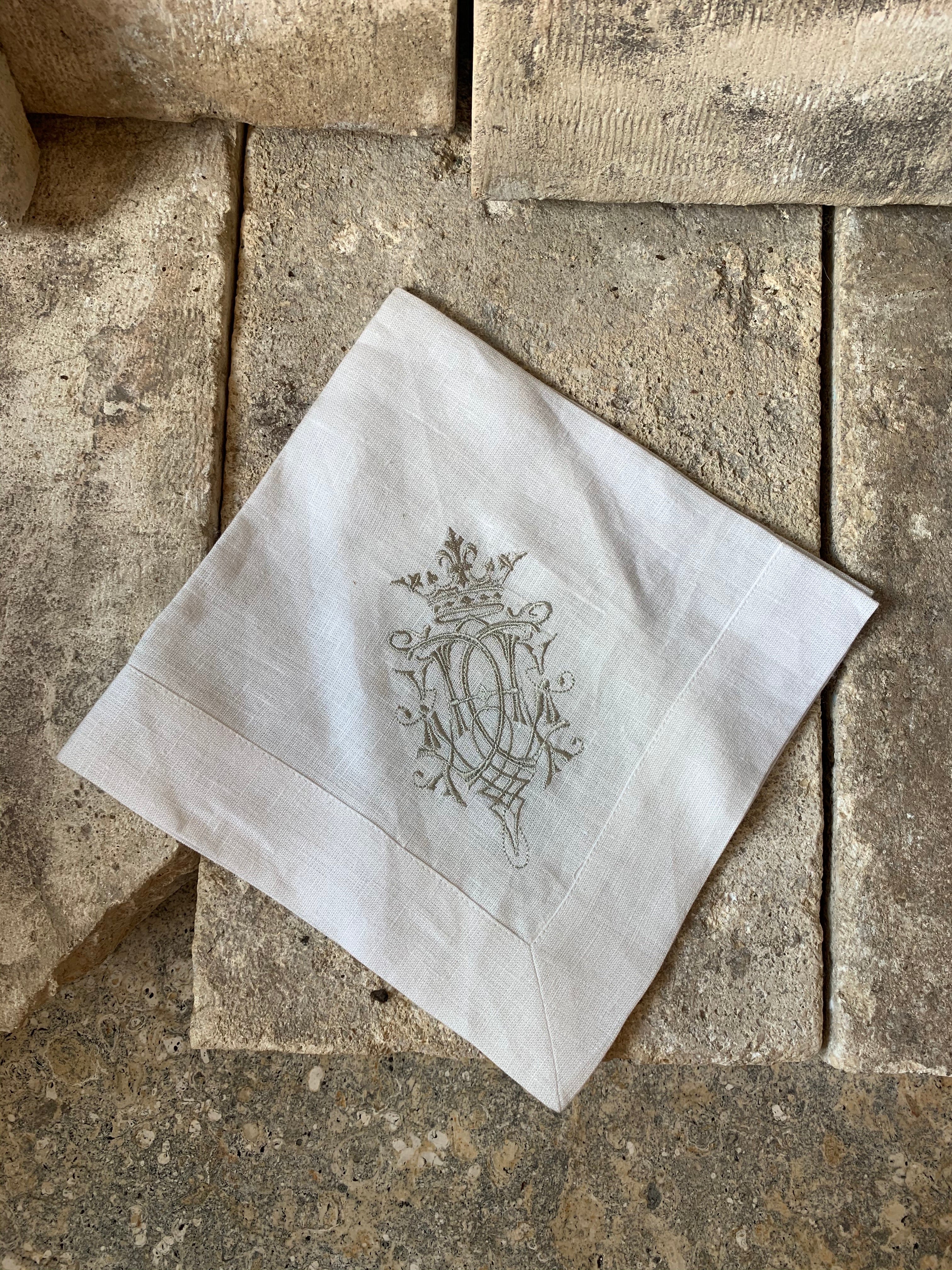 Royal Embroidered Linen Napkin